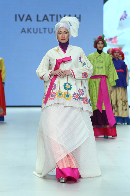 Indonesia Fashion Week 2014 - Star Glam Magazine